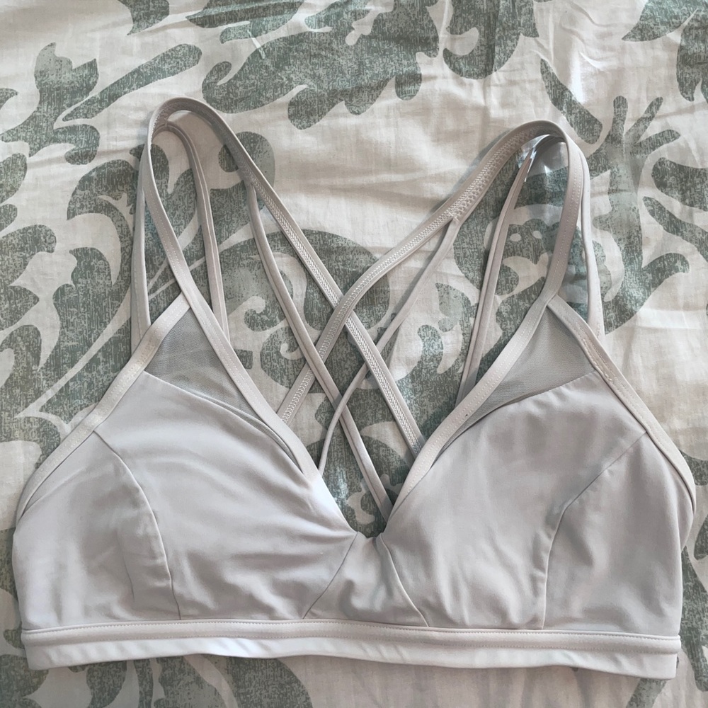 Lululemon sports bra